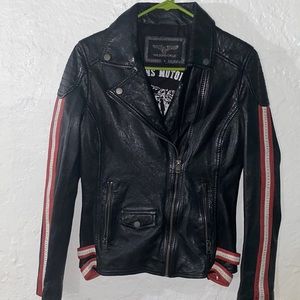 Wilson NWOT size small